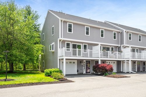 26-22 Collins St, Danvers, MA, 01923-8601 | Card Image
