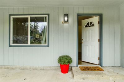 8360 Golden Valley Boulevard, House other with 3 bedrooms, 2 bathrooms and 1 parking in Maple Falls WA | Image 2