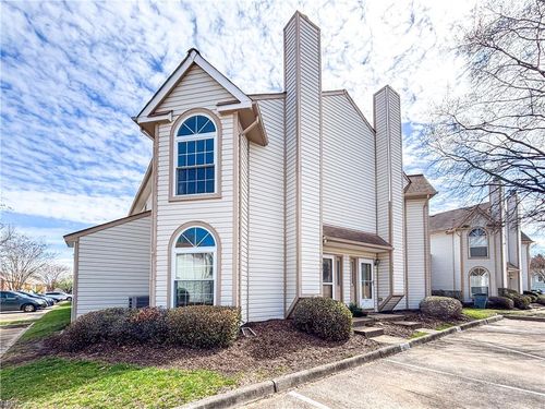 3659 Essex Pond Quay, Virginia Beach, VA, 23462 | Card Image