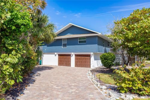 1813 Long Point Ln, SANIBEL, FL, 33957-2423 | Card Image