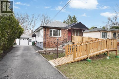 616 Ducharme St, Windsor, ON, N9G1K6 | Card Image