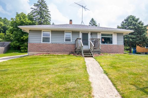 121 S Wind Trl, Horicon, WI, 53032-1219 | Card Image