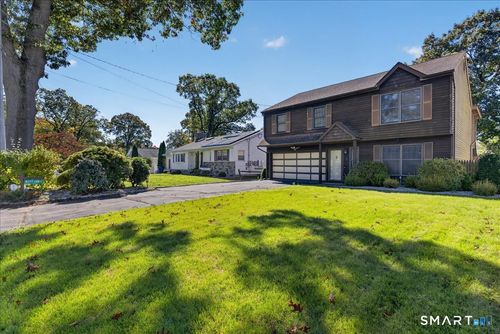 7 Oakledge Circle, Norwalk, CT, 06854 | Card Image