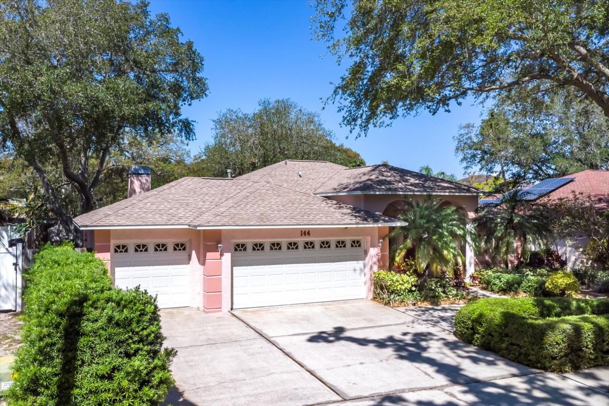 144 Sage Circle, For Sale in Crystal Beach Zoocasa