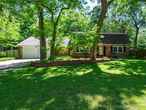 1200 Brookside Pkwy, Bartlesville, OK, 74006-4601 | Card Image