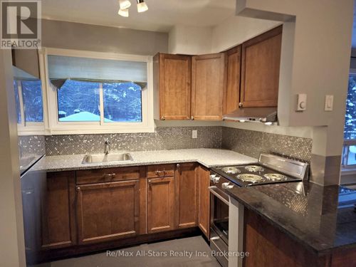 5-25844 Highway 35 Highway, Lake of Bays (Franklin), ON, P0A1H0 | Card Image