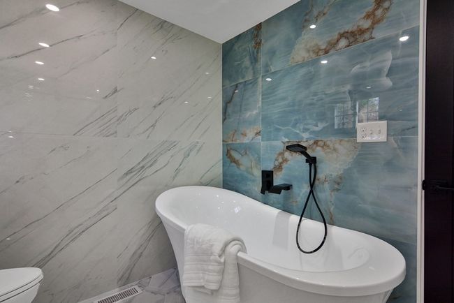 186 Elm St, House other with 4 bedrooms, 3 bathrooms and 8 parking in Andover MA | Image 23