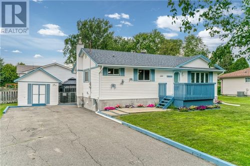3716 Swanson Crt, Val Caron, ON, P3N1J5 | Card Image