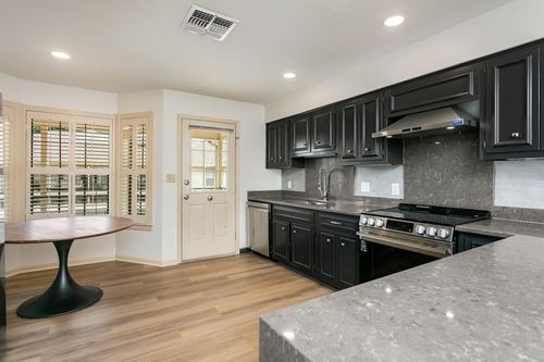 110-2611 Eisenhauer Rd, San Antonio, TX, 78209-3477 | Card Image