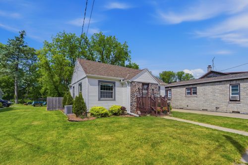 206 W 2nd St, Oconomowoc, WI, 53066-3609 | Card Image