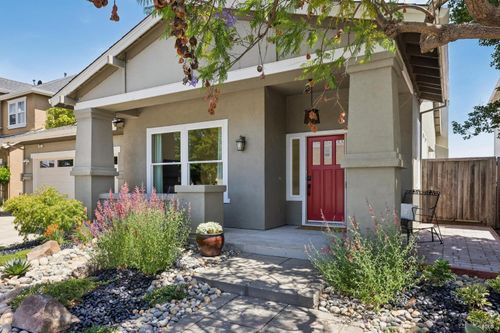 82 Maybeck Street, Novato, CA, 94949 | Card Image