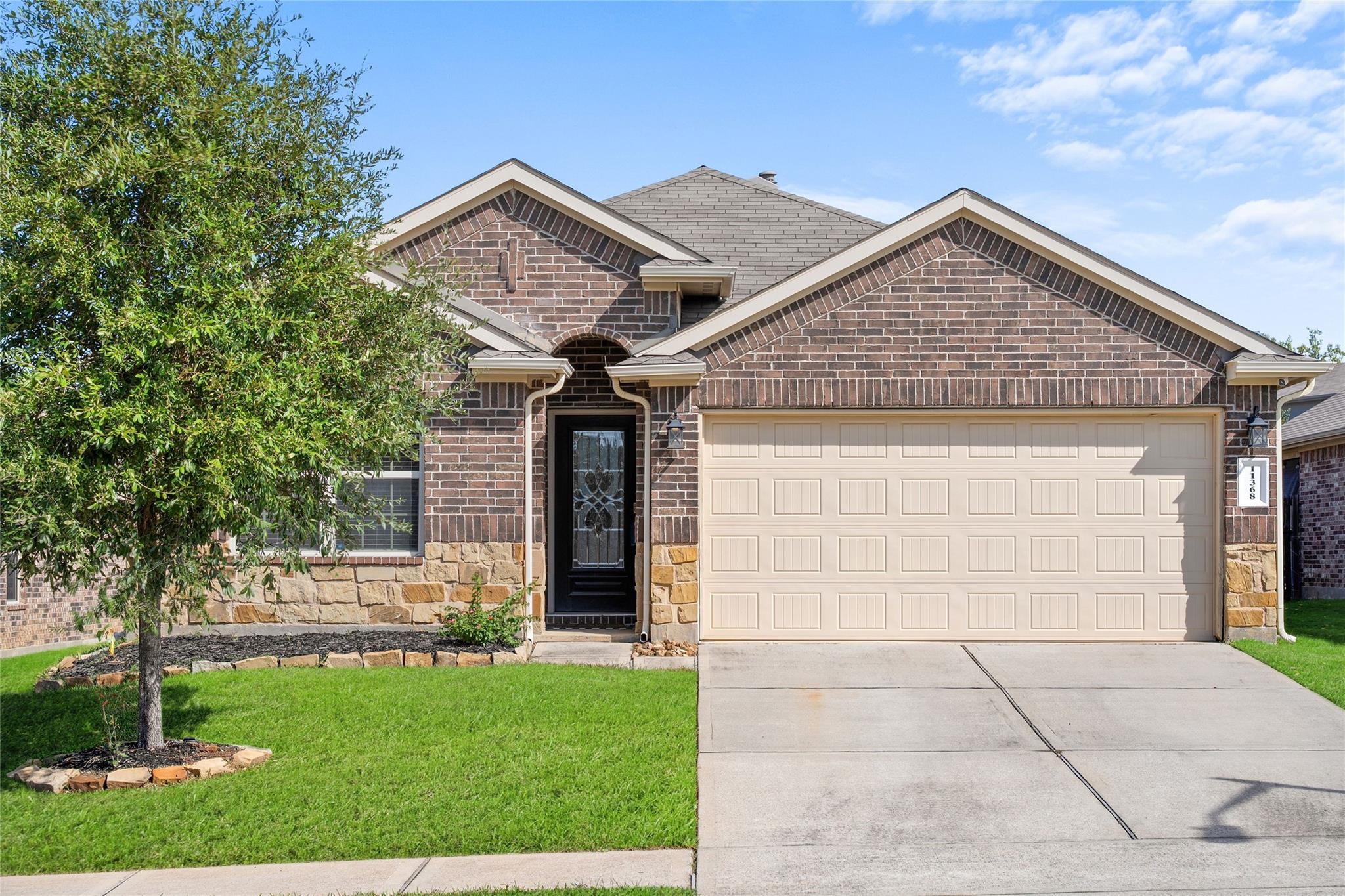 Residential Lease in Conroe 2