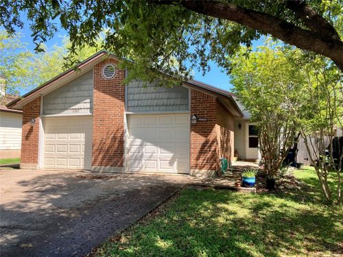 b-2006 Courtney St, Austin, TX, 78745-5299 | Card Image