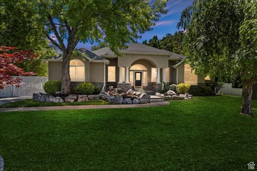 924 E College St, Millcreek, UT, 84117 | Card Image