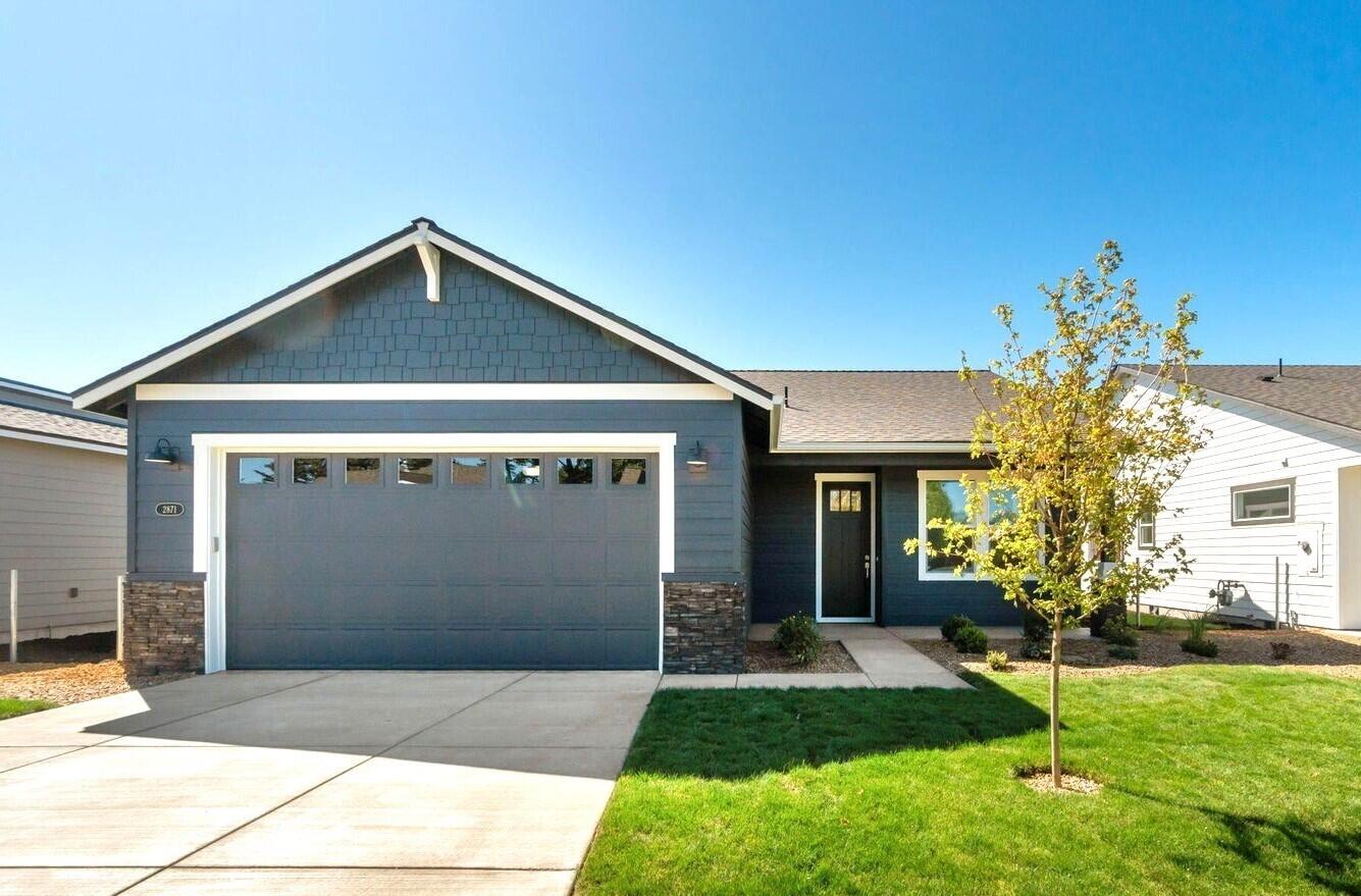 Wells Acres Rd, Bend, OR 97701