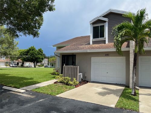 a-640 Woodgate Ln, Sunrise, FL, 33326-2195 | Card Image