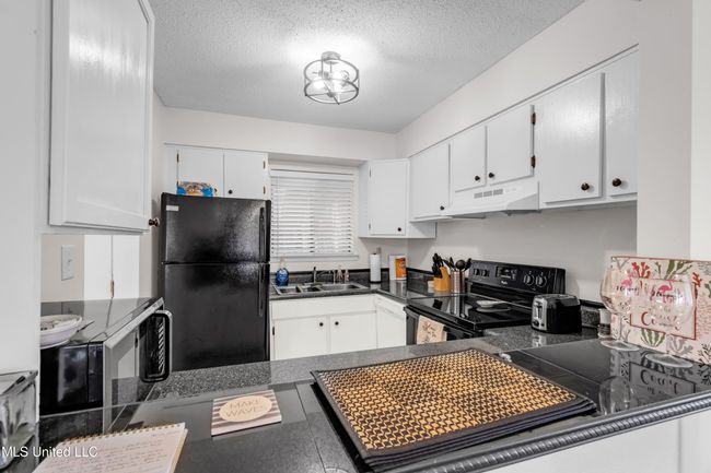 228GMolokaiVillage-11 | Image 9