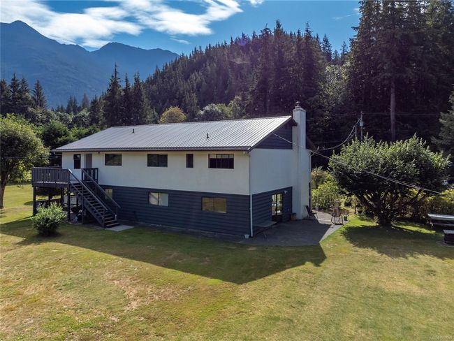 1301 Sayward Rd, House other with 5 bedrooms, 3 bathrooms and 6 parking in Sayward BC | Image 76