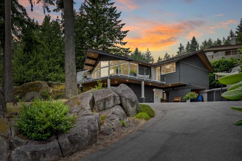 4375 Woodcrest Rd, West Vancouver, BC, V7S2V9 | Card Image