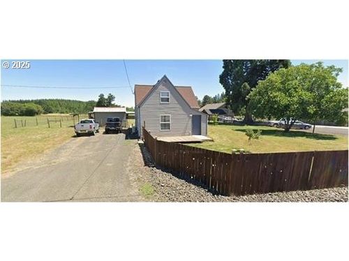 352 Ne Polk Station Rd, Dallas, OR, 97338-9707 | Card Image