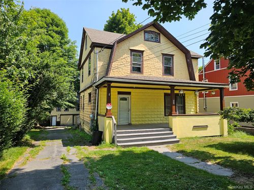 62 Clinton Ave, Monticello, NY, 12701-2106 | Card Image