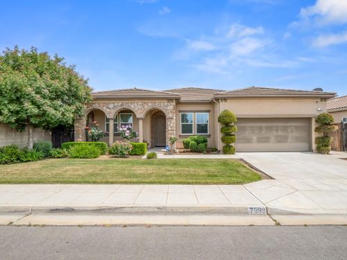 7993 N Justin Ave, Fresno, CA, 93720-0530 | Card Image