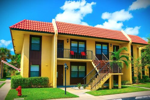 101-5975 Forest Hill Blvd, West Palm Beach, FL, 33415-5569 | Card Image