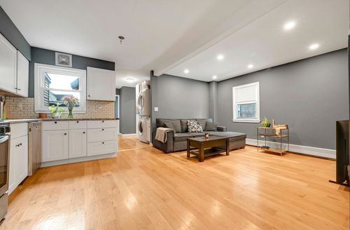 2-232 Hancock Ave, Jersey City, NJ, 07307-1924 | Card Image