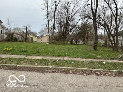 2410 Adams St, Indianapolis, IN, 46218-3722 | Card Image