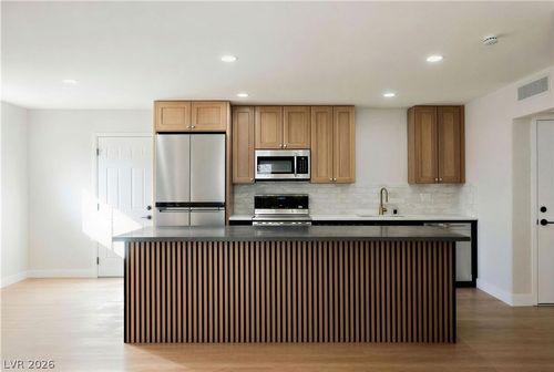 6345 Rassler Ave, Las Vegas, NV, 89107-1366 | Card Image