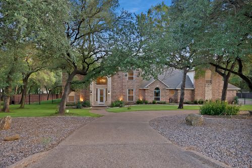 119 Allie Ct, Hudson Oaks, TX, 76087-3630 | Card Image