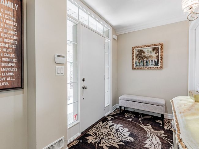 106 Disera Dr, Condo with 3 bedrooms, 3 bathrooms and 2 parking in Vaughan ON | Image 4
