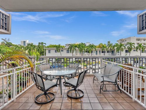 apt-205-1030 9th St, Miami Beach, FL, 33139-5601 | Card Image