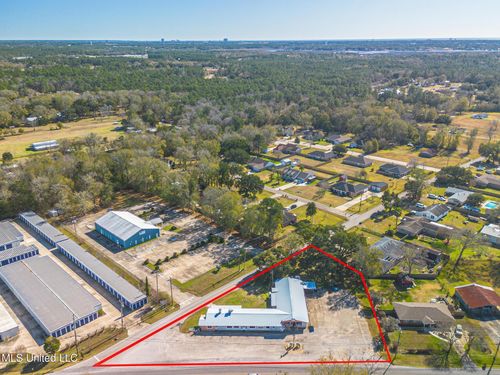 12874 Lorraine Rd, Biloxi, MS, 39532-9685 | Card Image