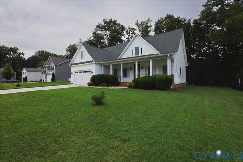 900 Eagle Pl, North Prince George, VA, 23860-8228 | Card Image