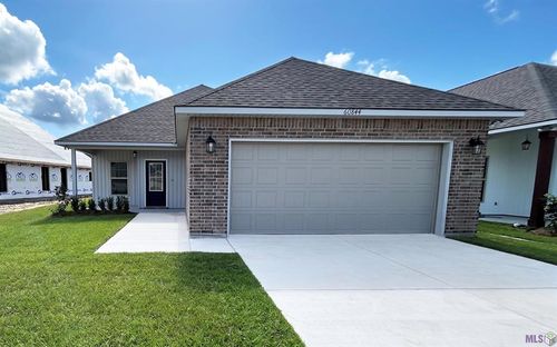 60844 Fairfax Dr, Lacombe, LA, 70445-4119 | Card Image
