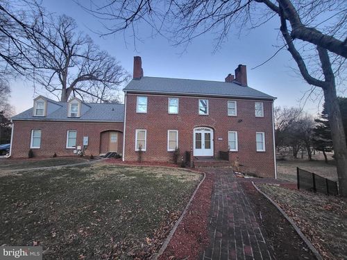 12602 Monterey Cir, FORT WASHINGTON, MD, 20744-7047 | Card Image