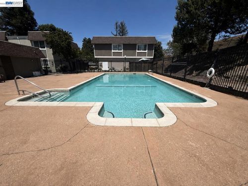 c-1366 Callen St, Vacaville, CA, 95688-3049 | Card Image