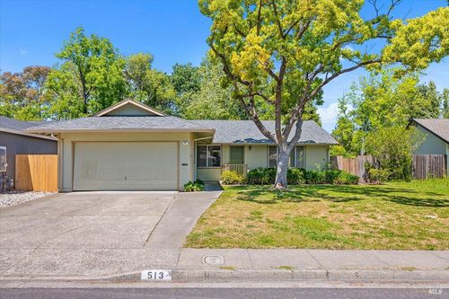 513 Myrtle Ave, Rohnert Park, CA, 94928-4655 | Card Image