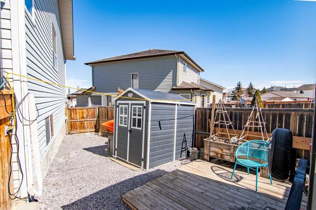 34 Sparrow Close, Home with 3 bedrooms, 2 bathrooms and 2 parking in Blackfalds AB | Image 29