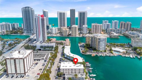 apt-203-2420 Diana Dr, Hallandale Beach, FL, 33009-4889 | Card Image
