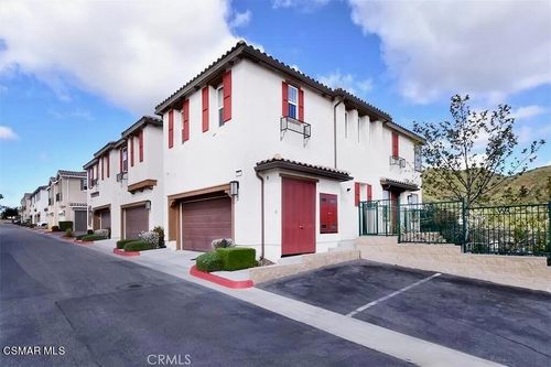 3-207 Morro Way, Simi Valley, CA, 93065-5957 | Card Image