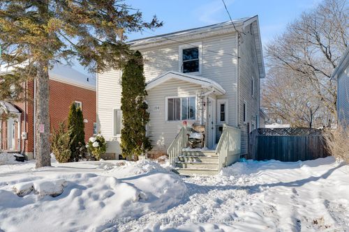 184 Regent St, Kingston, ON, K7L4K3 | Card Image
