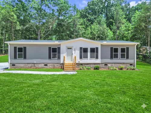 111 Montague Ln, Liberty, SC, 29657-9644 | Card Image