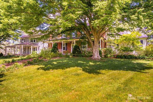 7 Finch Ct, West Windsor, NJ, 08550-2246 | Card Image