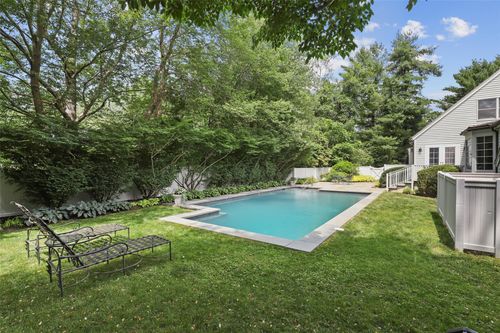 6 Hunt Farm Rd, Waccabuc, NY, 10597-1100 | Card Image