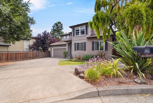 1868 Lornadell Ln, Santa Rosa, CA, 95405-8328 | Card Image