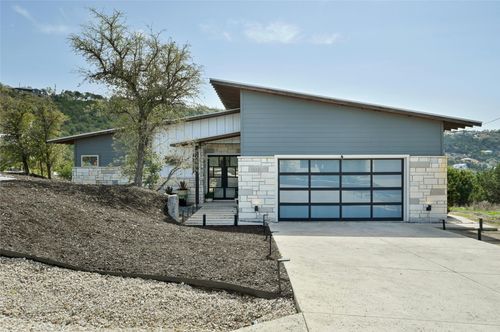 8611 Buffalo Trl, Lago Vista, TX, 78645-4146 | Card Image