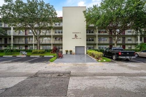 apt-403d-13255 Sw 7th Ct, Pembroke Pines, FL, 33027-6461 | Card Image