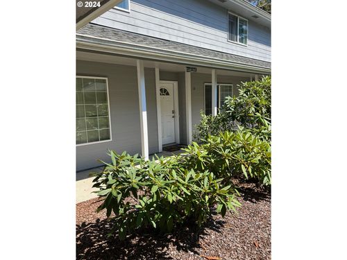 d14-1150 Hemlock St, Florence, OR, 97439-8561 | Card Image